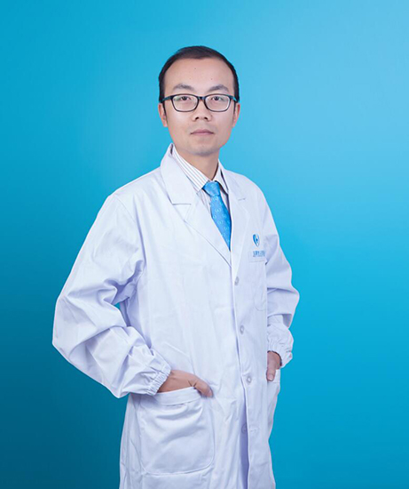 泌尿外科 王龙