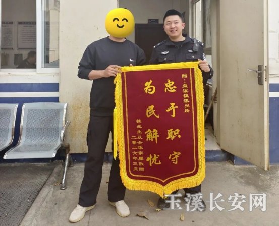 e7f7ec80b8569972b7b2b10edbda0347